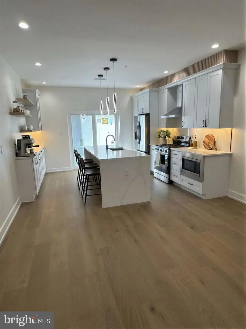 2324 Reed St, Philadelphia, PA 19146 - #2