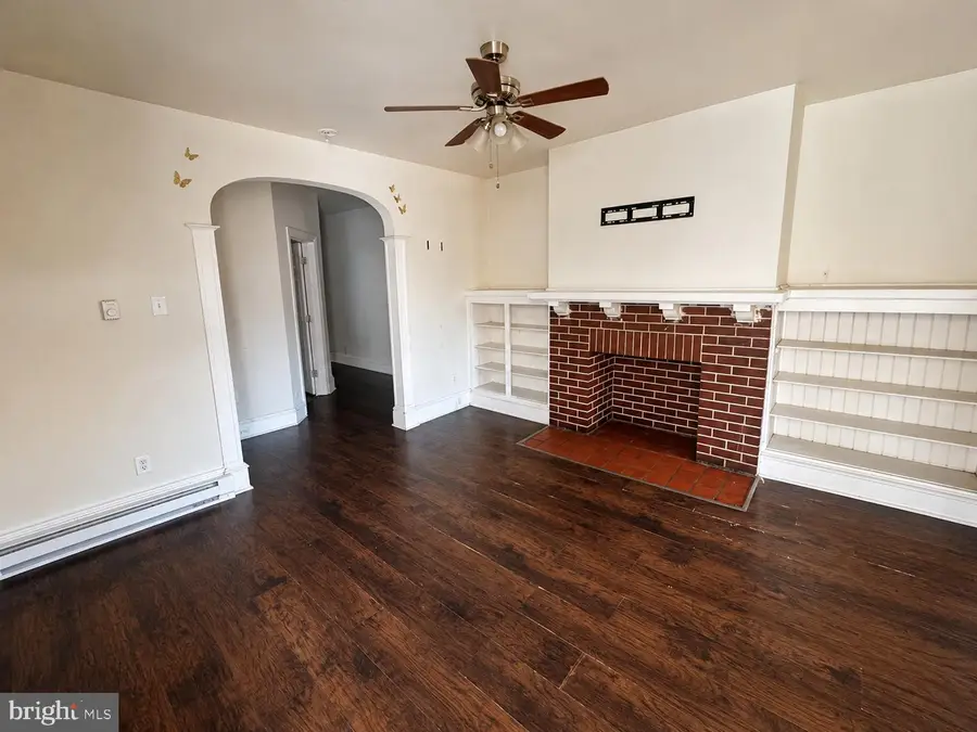 1319 W Ruscomb St, Philadelphia, PA 19141 - #3