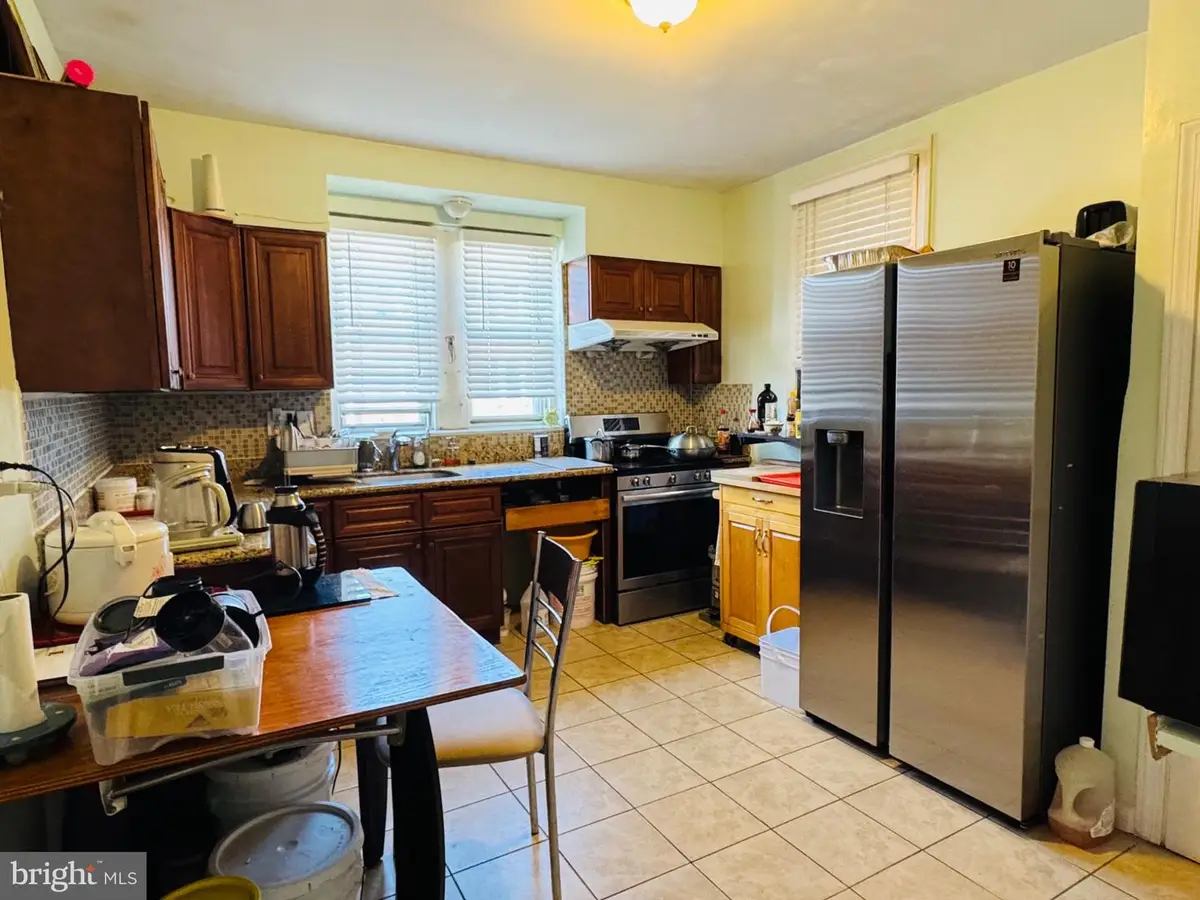 3352 Longshore Ave, Philadelphia, PA 19149 - #1