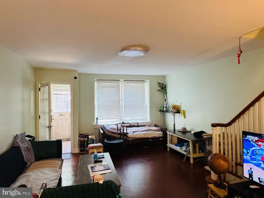 3352 Longshore Ave, Philadelphia, PA 19149 - #2