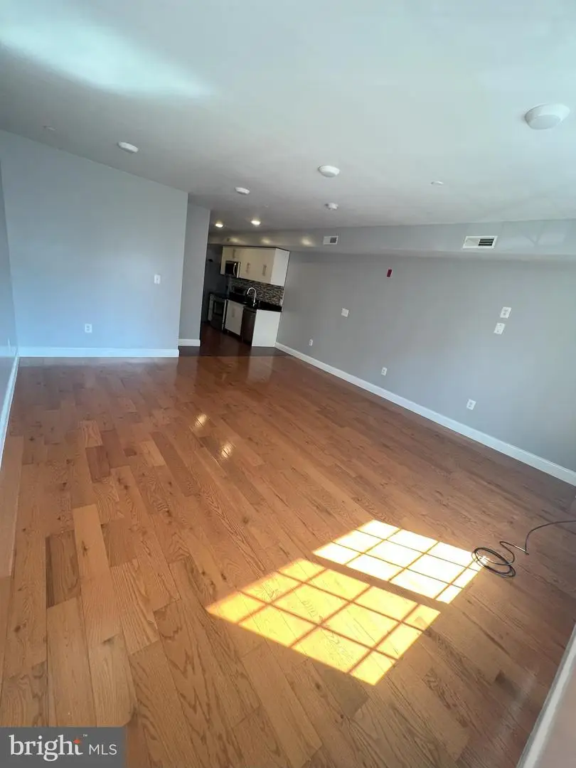 617 N 11th St, Philadelphia, PA 19123 - #3