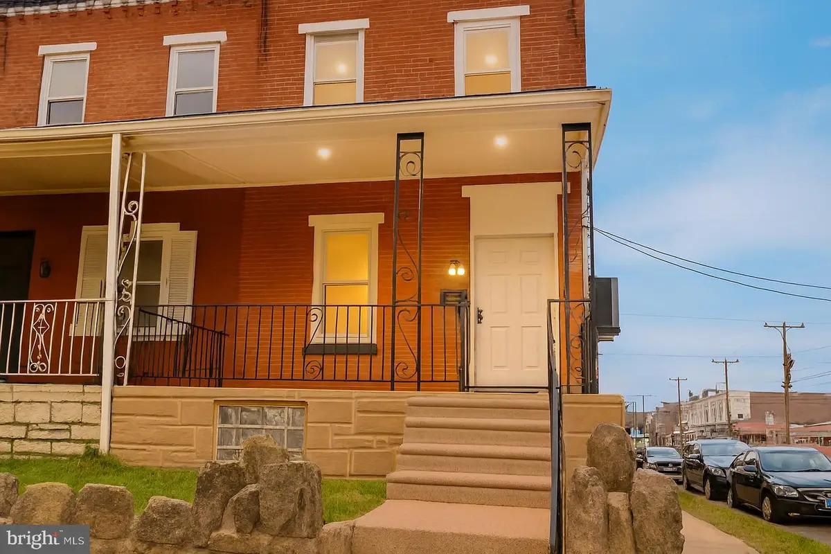 6774 Marsden St, Philadelphia, PA 19135 - #1