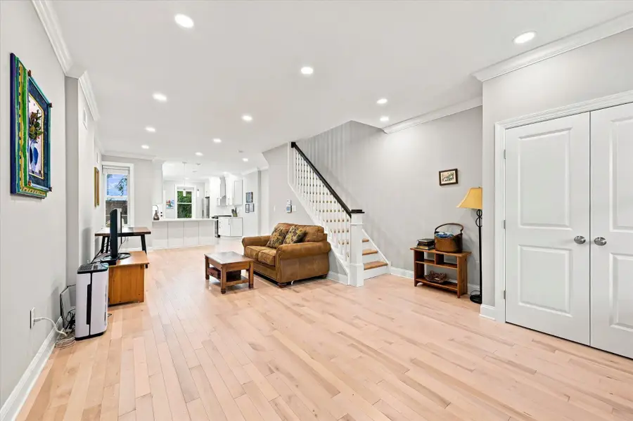40 E Slocum St, Philadelphia, PA 19119 - #2
