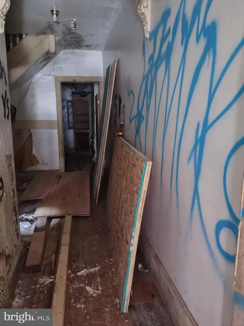 1351 W Jerome St, Philadelphia, PA 19140 - #3
