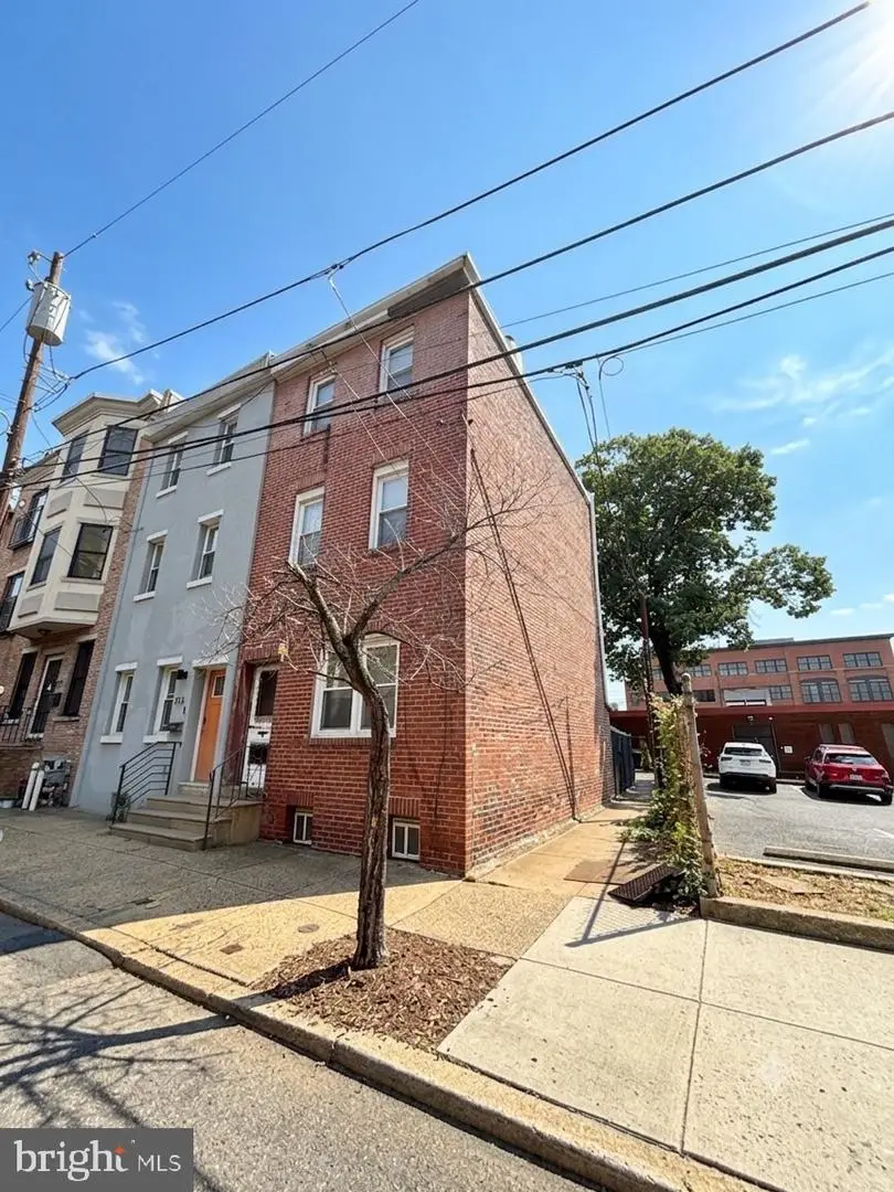 711 N Uber St, Philadelphia, PA 19130 - #1