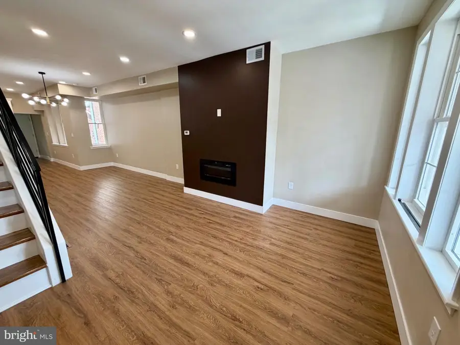 5116 Hawthorne St, Philadelphia, PA 19124 - #3