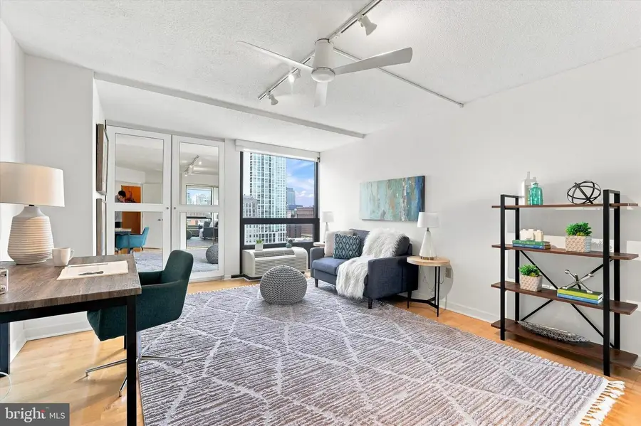 233 S 6th St #2001k, Philadelphia, PA 19106 - #3