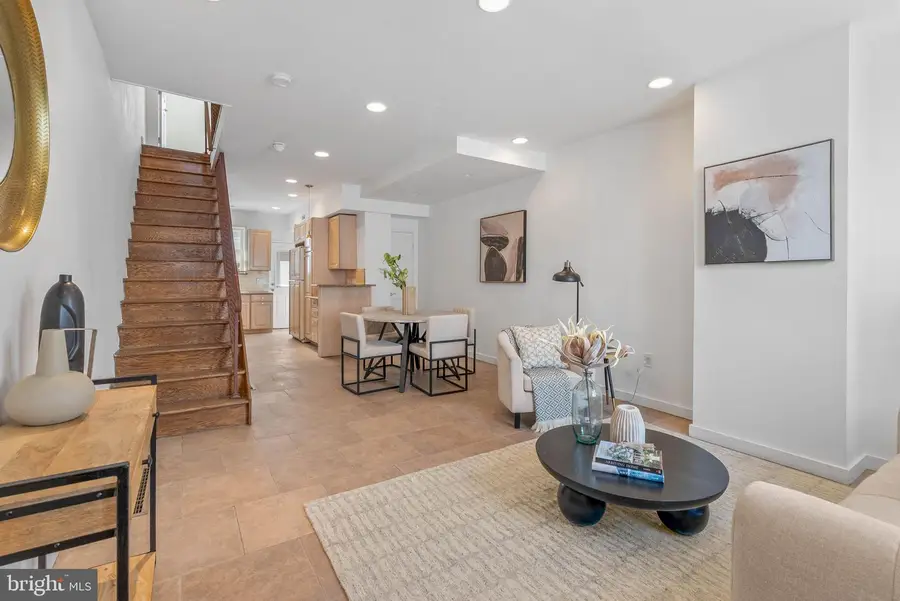2132 S Chadwick St, Philadelphia, PA 19145 - #3