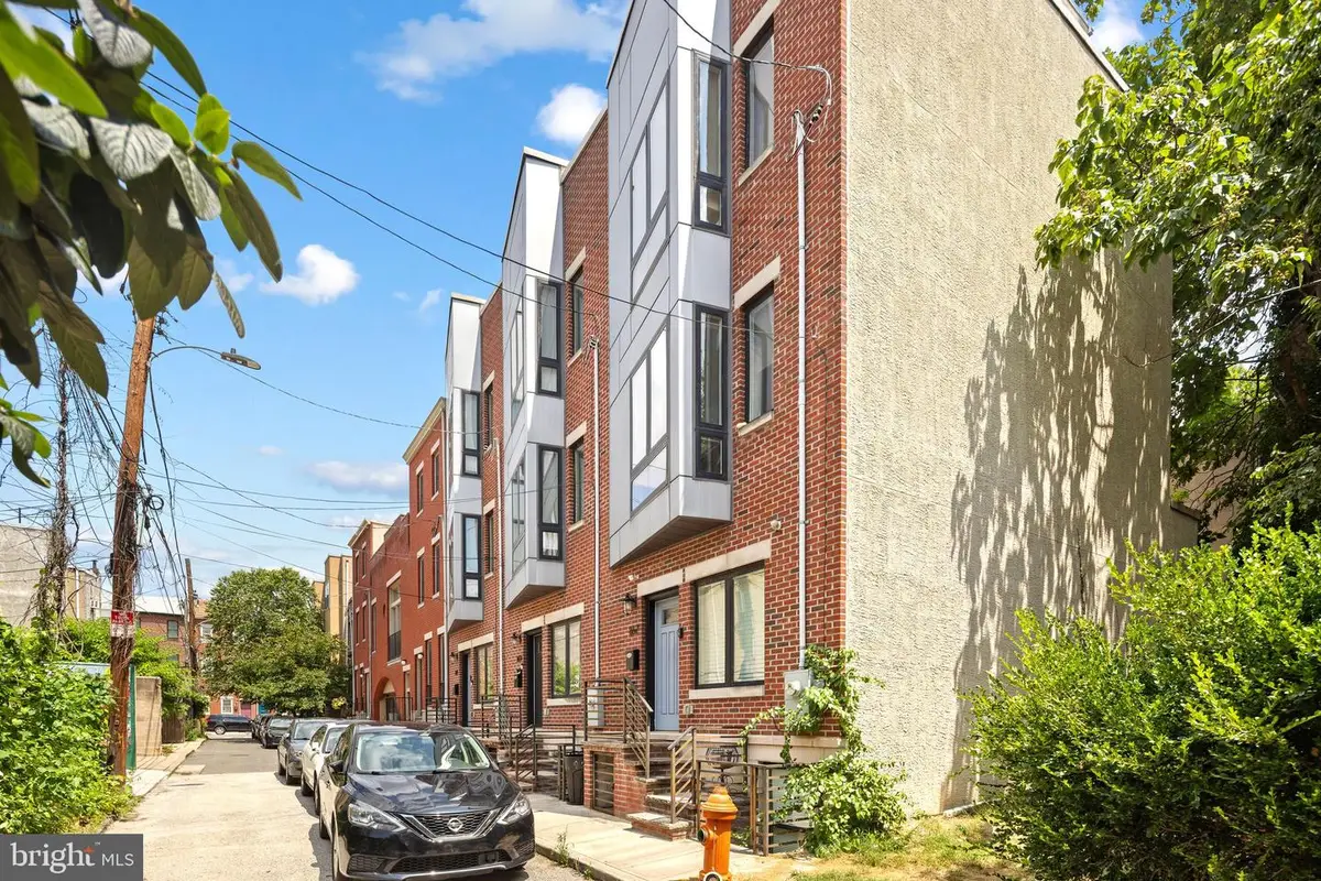 867 N Opal St, Philadelphia, PA 19130 - #1