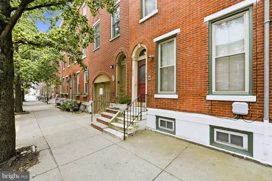 1820 Fairmount Ave, Philadelphia, PA 19130 - #2