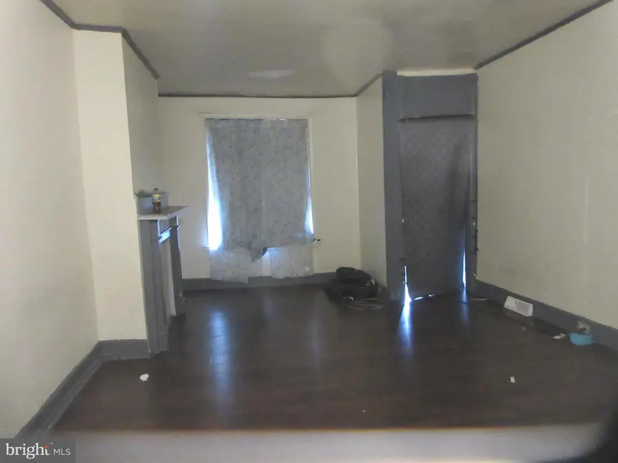 2333 Pierce St, Philadelphia, PA 19145 - #2