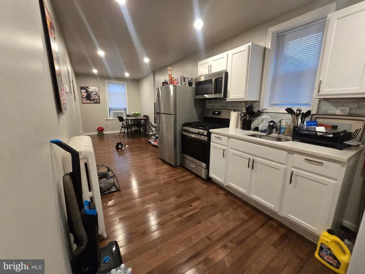 5402 W Thompson St, Philadelphia, PA 19131 - #1