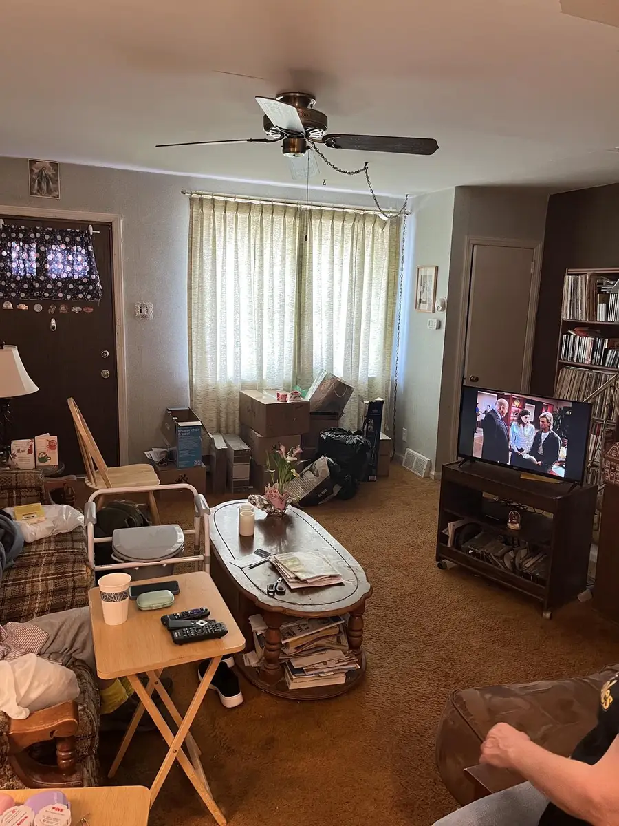 6350 Cardiff St, Philadelphia, PA 19149 - #2