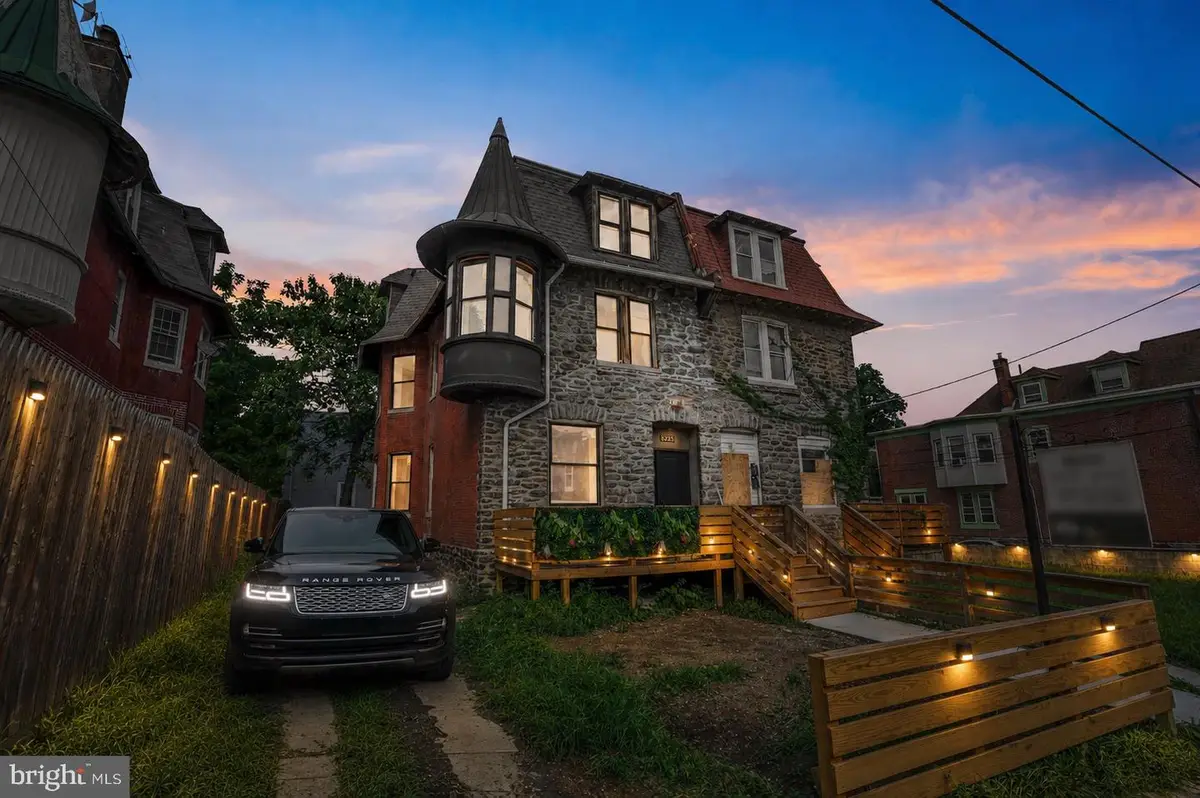 6225 Baynton St, Philadelphia, PA 19144 - #1