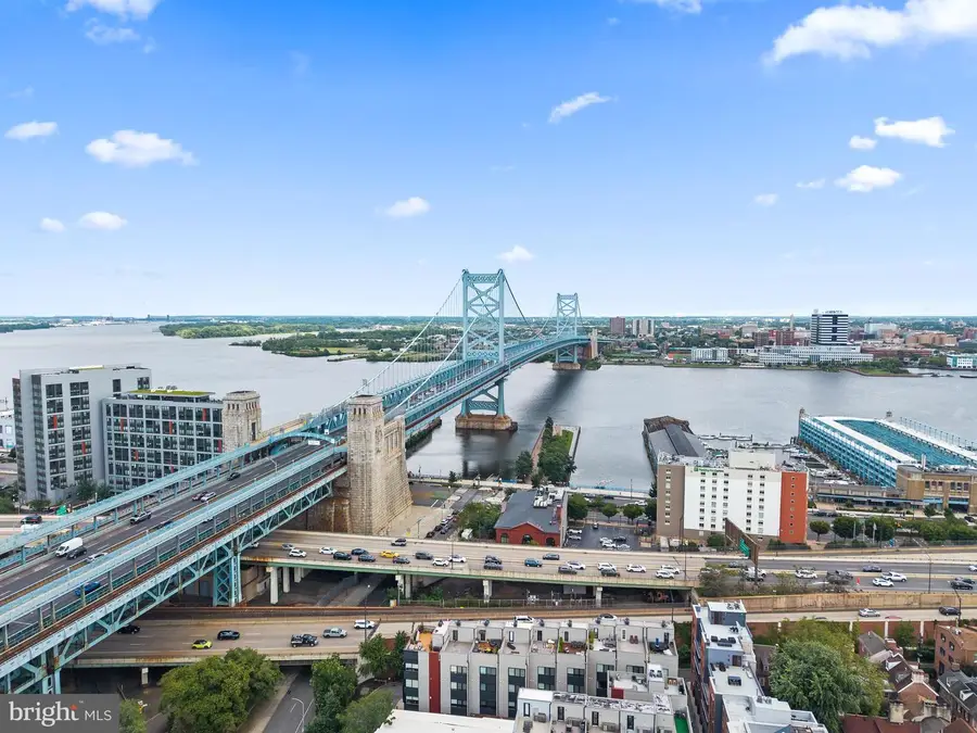 160 N 2nd St #301, Philadelphia, PA 19106 - #3