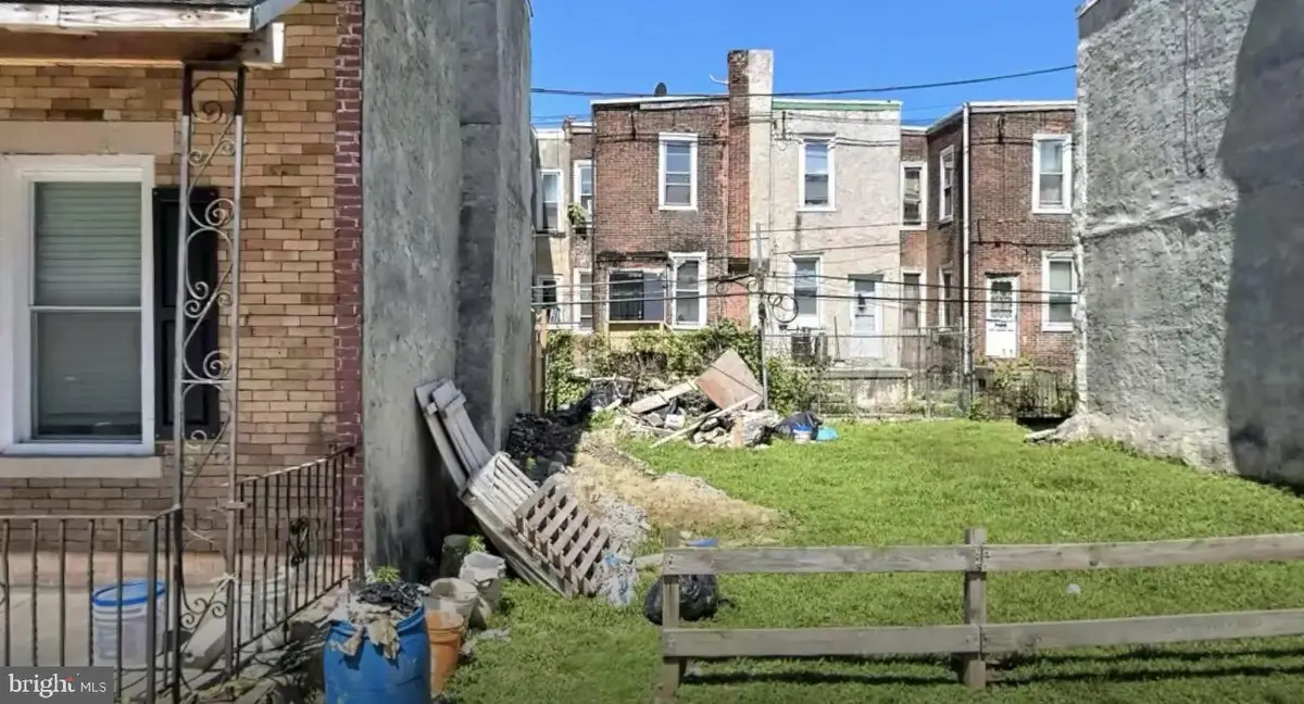52 N Dearborn St, Philadelphia, PA 19139 - #1
