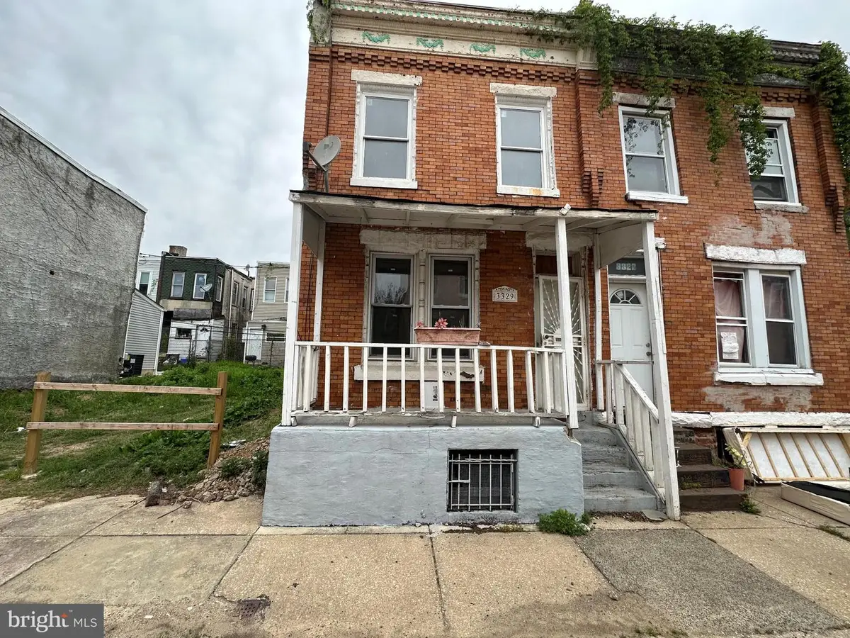 3329 W Firth St, Philadelphia, PA 19132 - #1