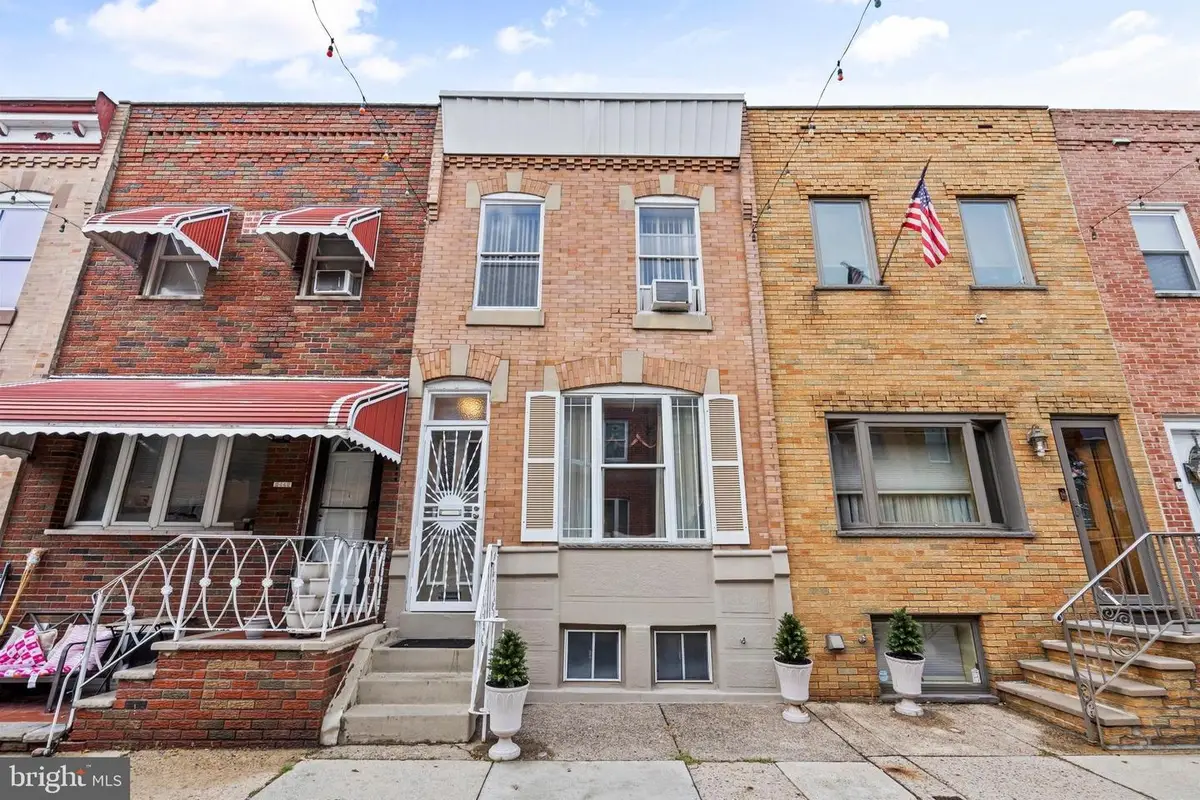 2440 S Hutchinson St, Philadelphia, PA 19148 - #1