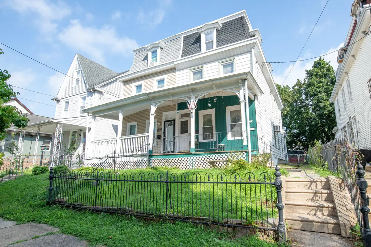 8038 Walker St, Philadelphia, PA 19136 - #1
