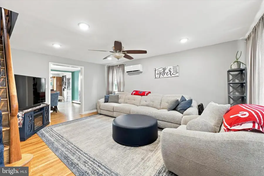 1031 Loney St, Philadelphia, PA 19111 - #3