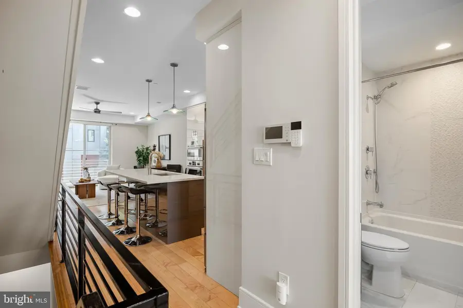 1016 S 17th St #b, Philadelphia, PA 19146 - #3