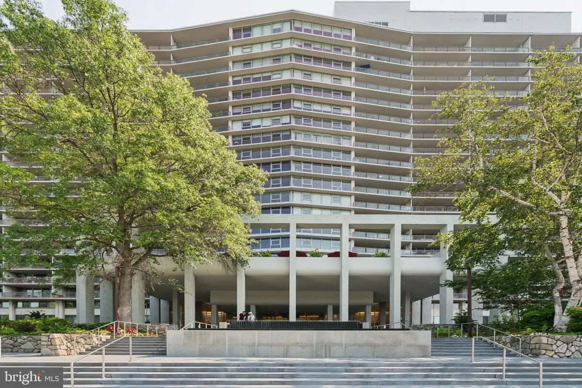 2401 Pennsylvania Ave #20c42, Philadelphia, PA 19130 - #1