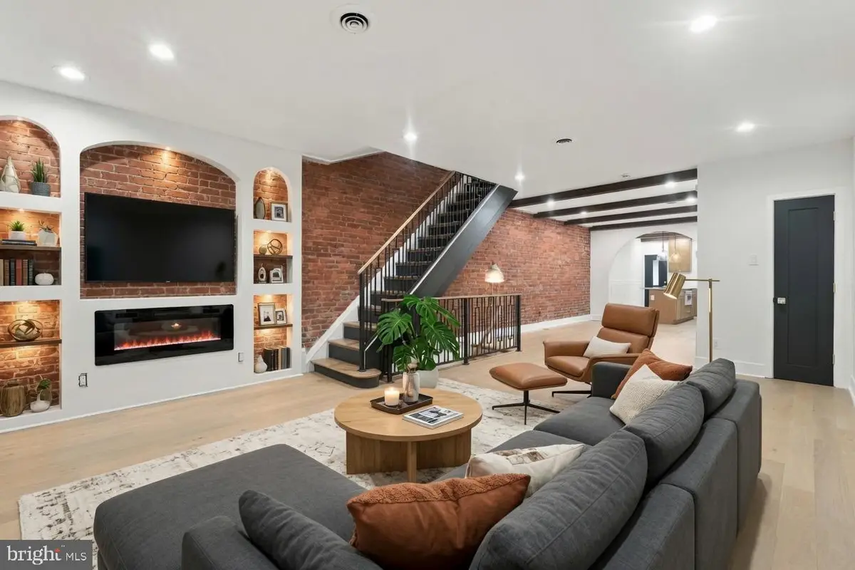 1520 S 8th St, Philadelphia, PA 19147 - #1