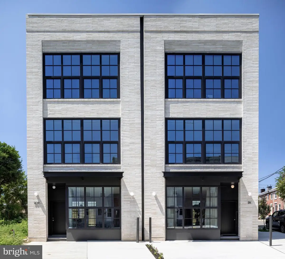 209 E Wildey St, Philadelphia, PA 19125 - #1