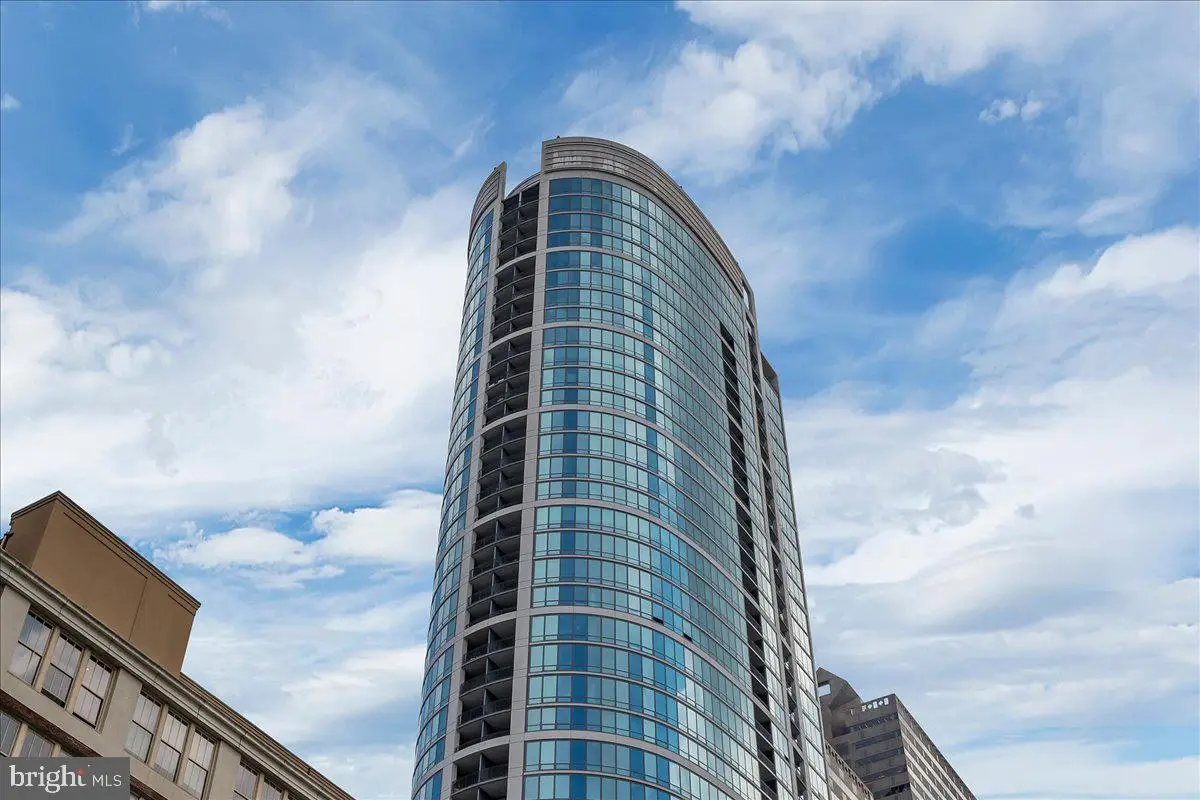 2101-00 Market St #3705, Philadelphia, PA 19103 - #1