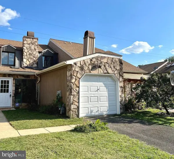10185 Dedaker Dr, PHILADELPHIA, PA 19116