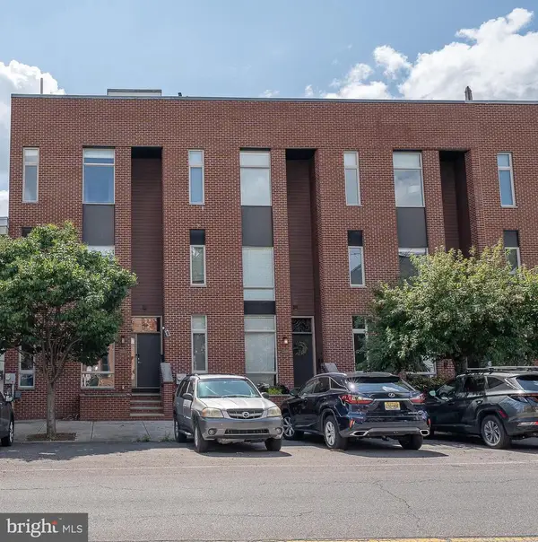 2350 E York St, PHILADELPHIA, PA 19125