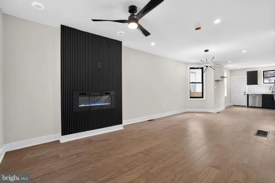 6417 N Lambert St, Philadelphia, PA 19138 - #3
