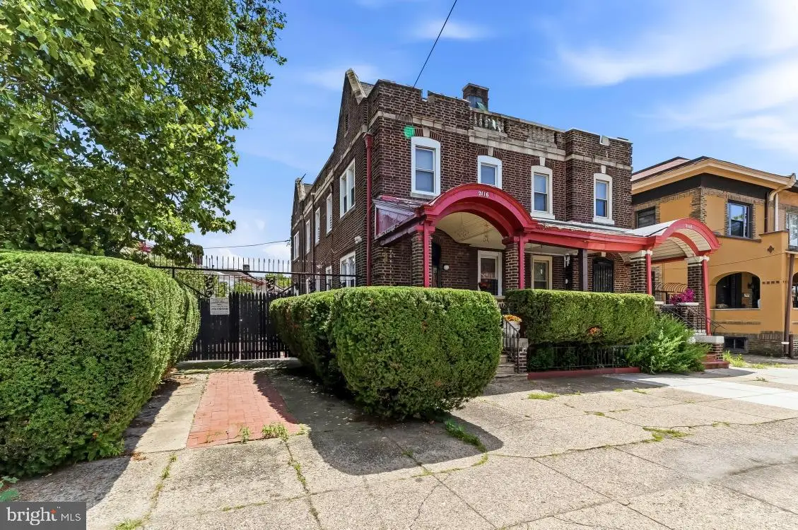 2116 W Passyunk Ave, Philadelphia, PA 19145 - #1