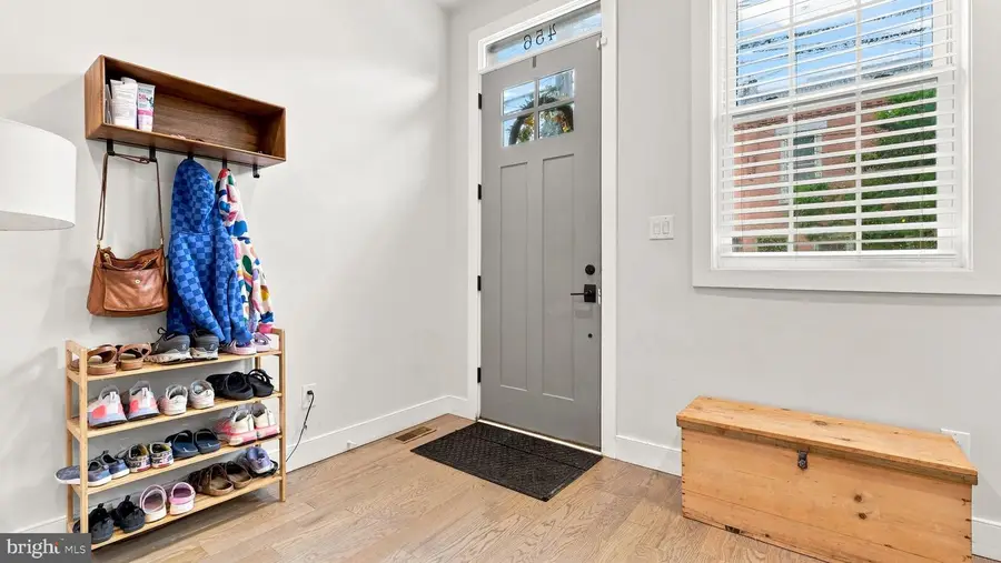 456 Belgrade St, Philadelphia, PA 19125 - #3