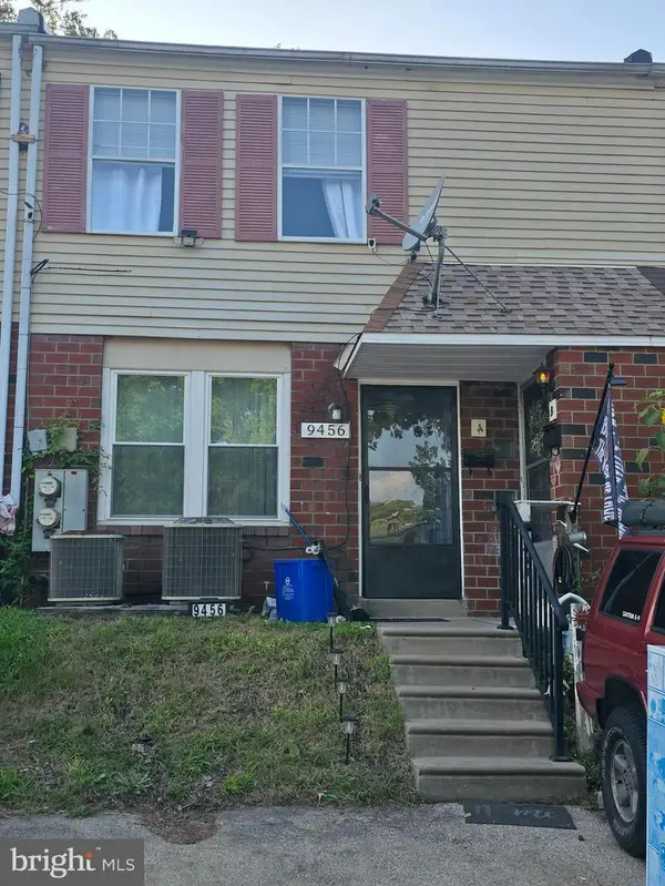 9456 Fairgreen Ln, PHILADELPHIA, PA 19114
