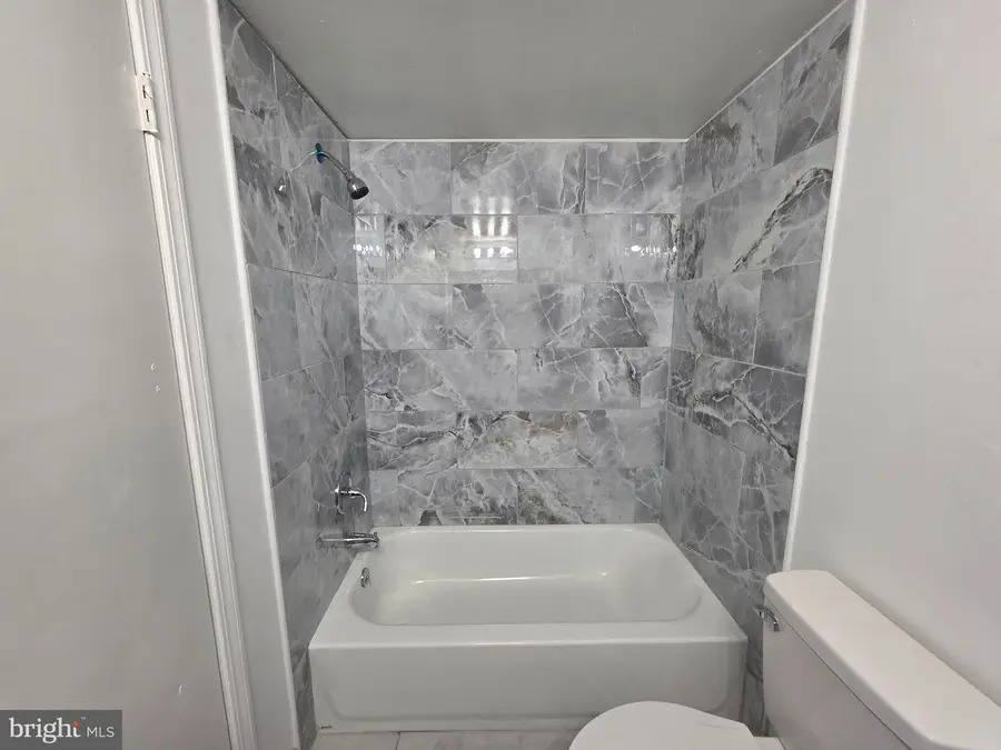 9456 Fairgreen Ln, Philadelphia, PA 19114 - #2