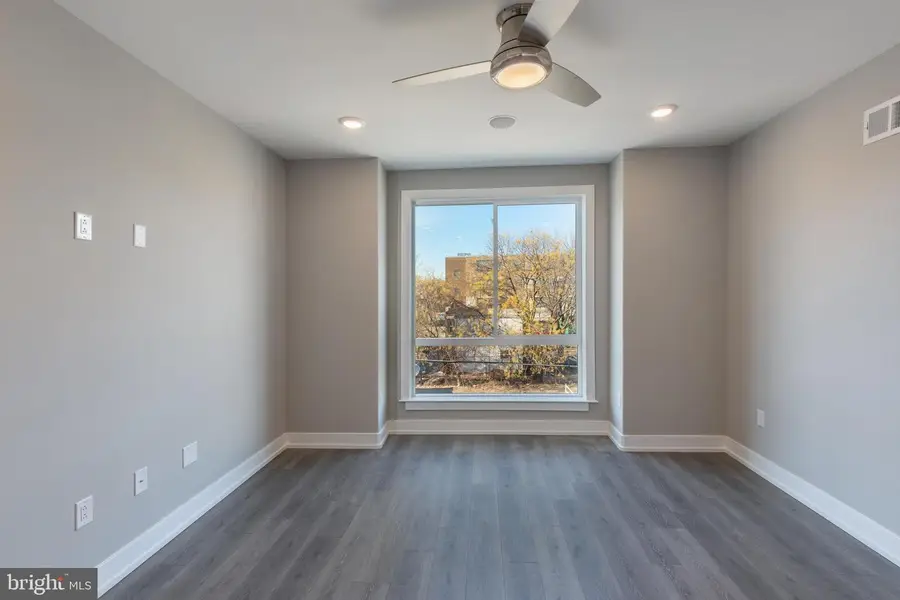2327 N 3rd St, Philadelphia, PA 19133 - #2
