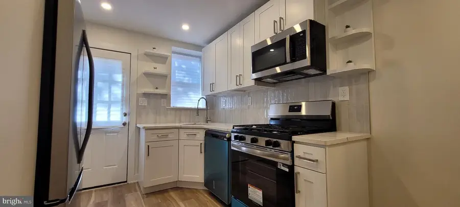 2526 S Sheridan St, Philadelphia, PA 19148 - #3