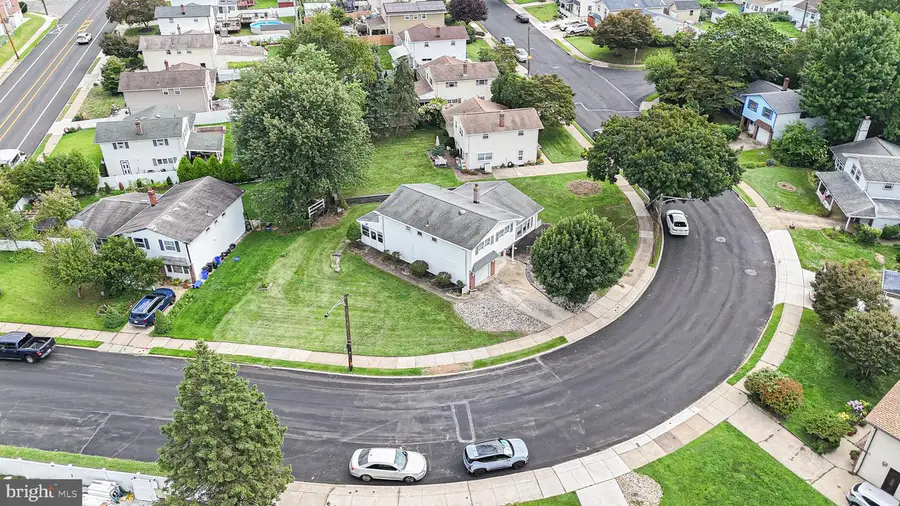 1103 Hedgerow Ln, Philadelphia, PA 19115 - #3