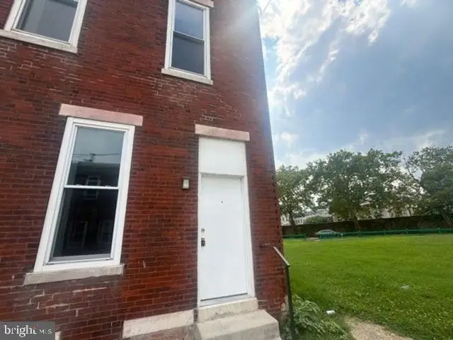 1916 Ingersoll St, Philadelphia, PA 19121 - #2