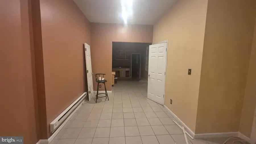 4033 Poplar St, Philadelphia, PA 19104 - #2