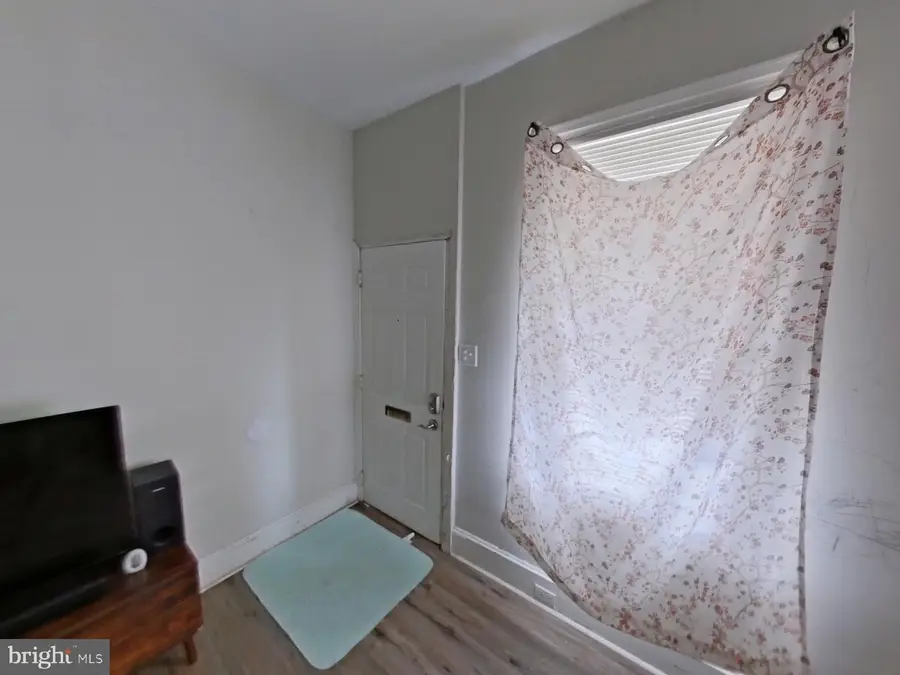 4948 Hawthorne St, Philadelphia, PA 19124 - #2