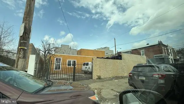 1856 E Oakdale St E, Philadelphia, PA 19125 - #1