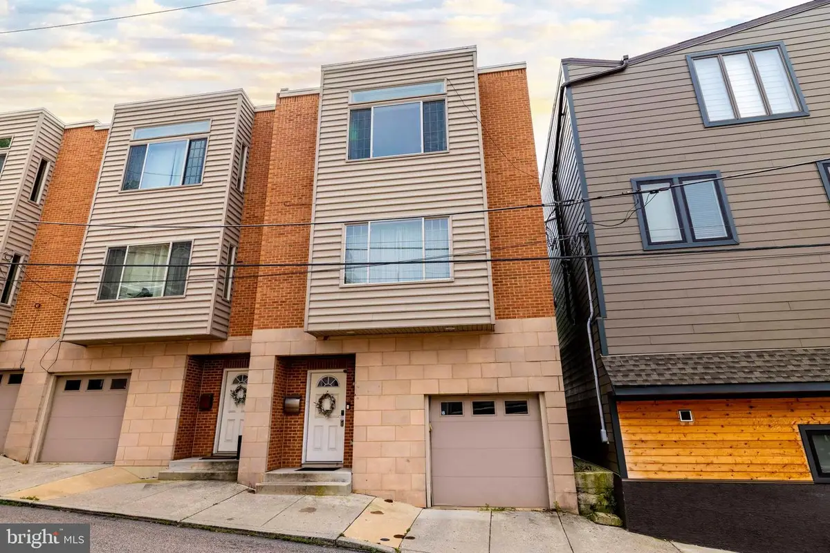269 Grape St, Philadelphia, PA 19128 - #1