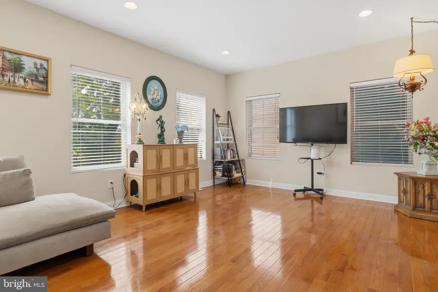 269 Grape St, Philadelphia, PA 19128 - #3