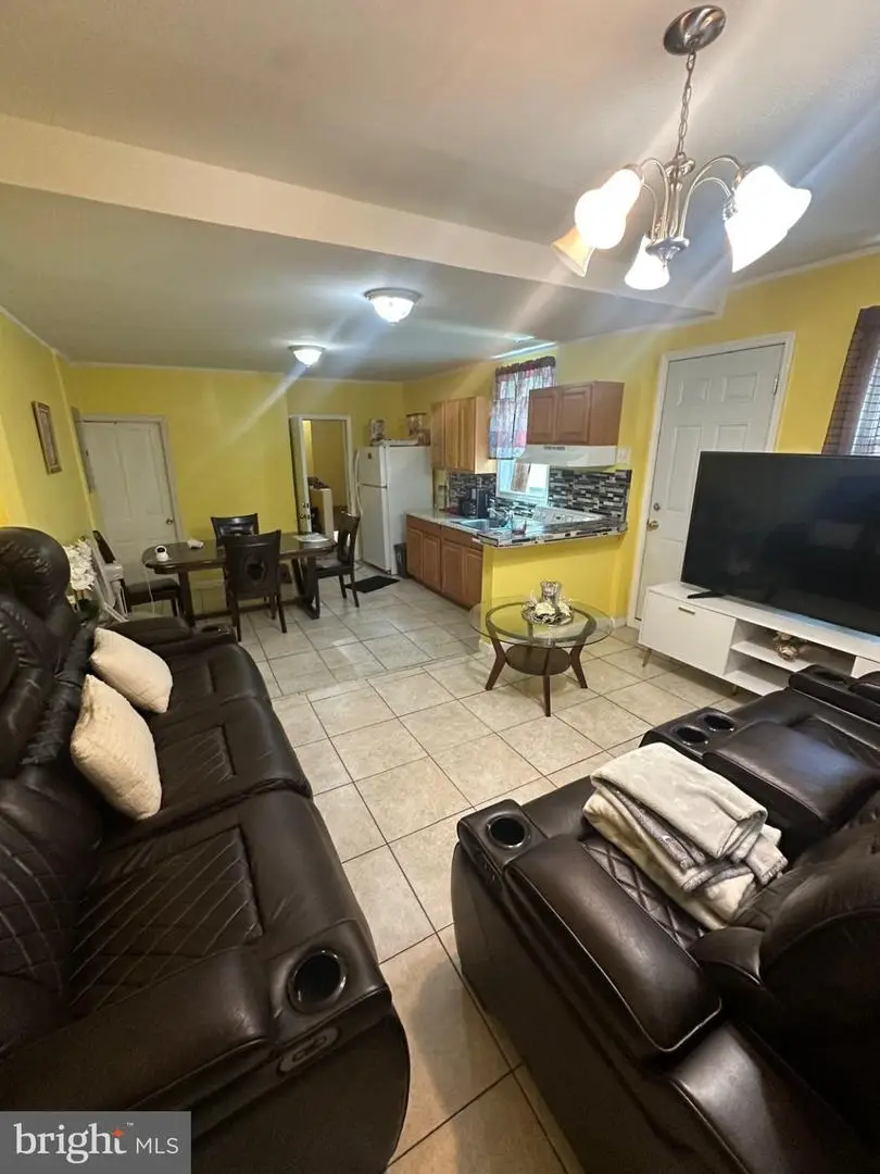 2952 N 5th St, Philadelphia, PA 19133 - #3