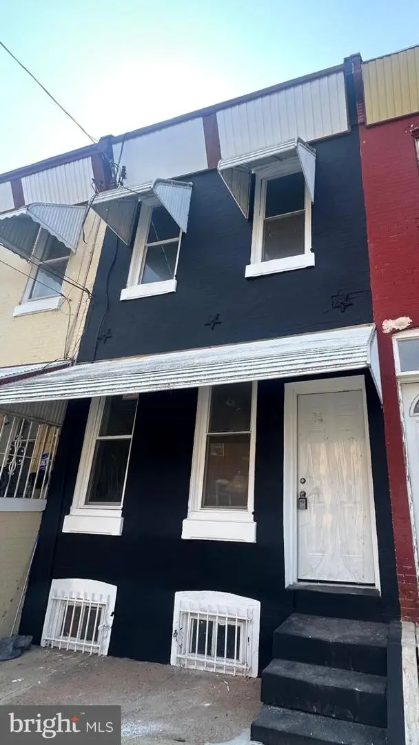 2810 Lawrence St, Philadelphia, PA 19133 - #1