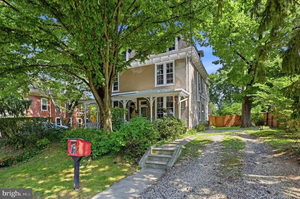 528 W Sedgwick St, Philadelphia, PA 19119 - #1