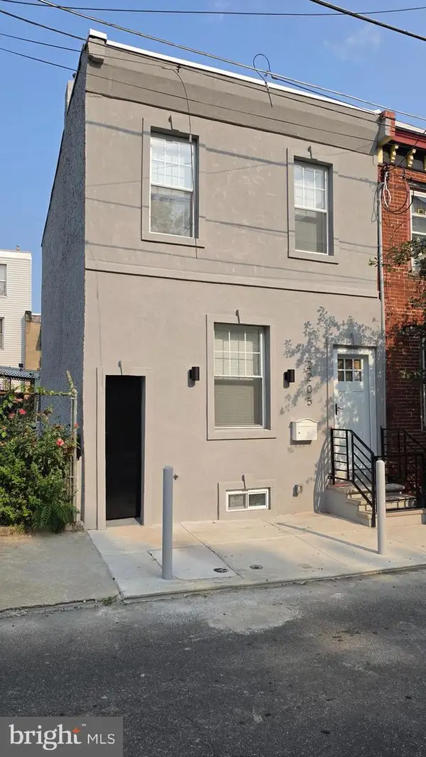 2205 N Orkney St, PHILADELPHIA, PA 19133