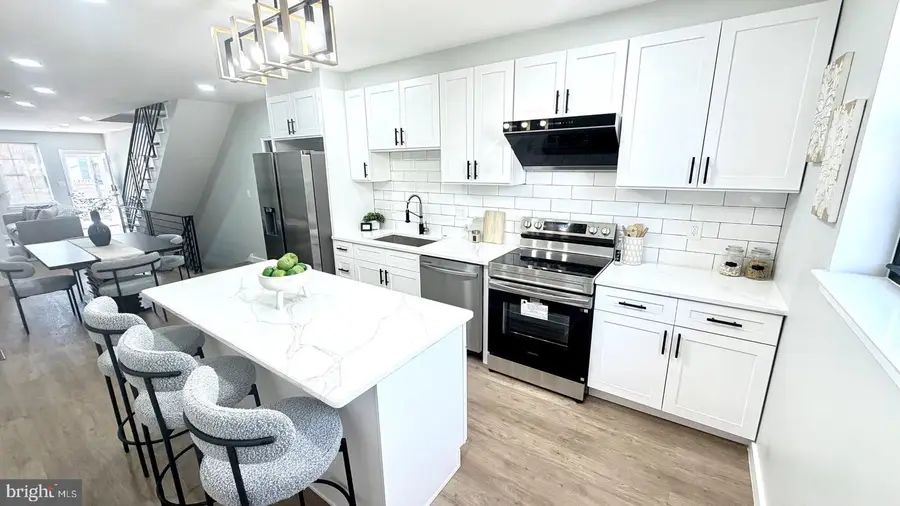 819 Jackson St, Philadelphia, PA 19148 - #3